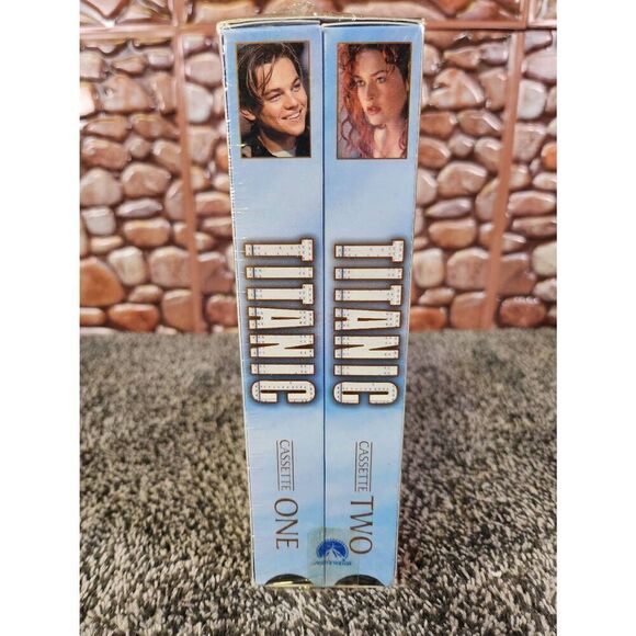 Sealed VHS Double Titantic - Picture 2 of 7